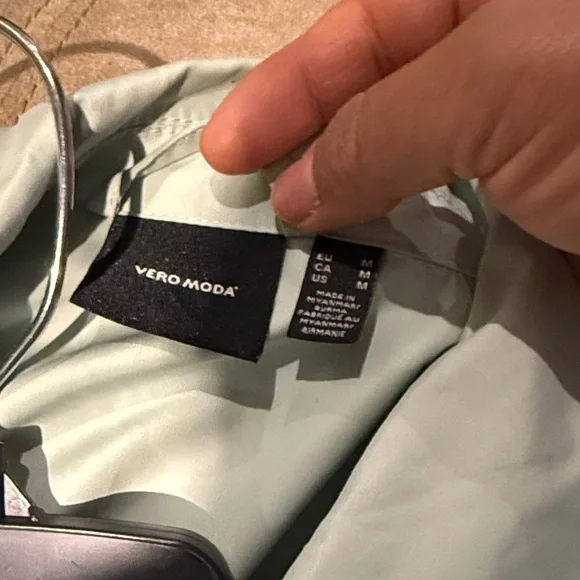 Vero Moda Light Green Jacket - Picture 2 of 2